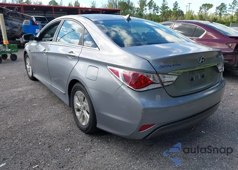 2015 Hyundai Sonata Hybrid from USA, damaged, VIN KMHEC4A4XFA128010